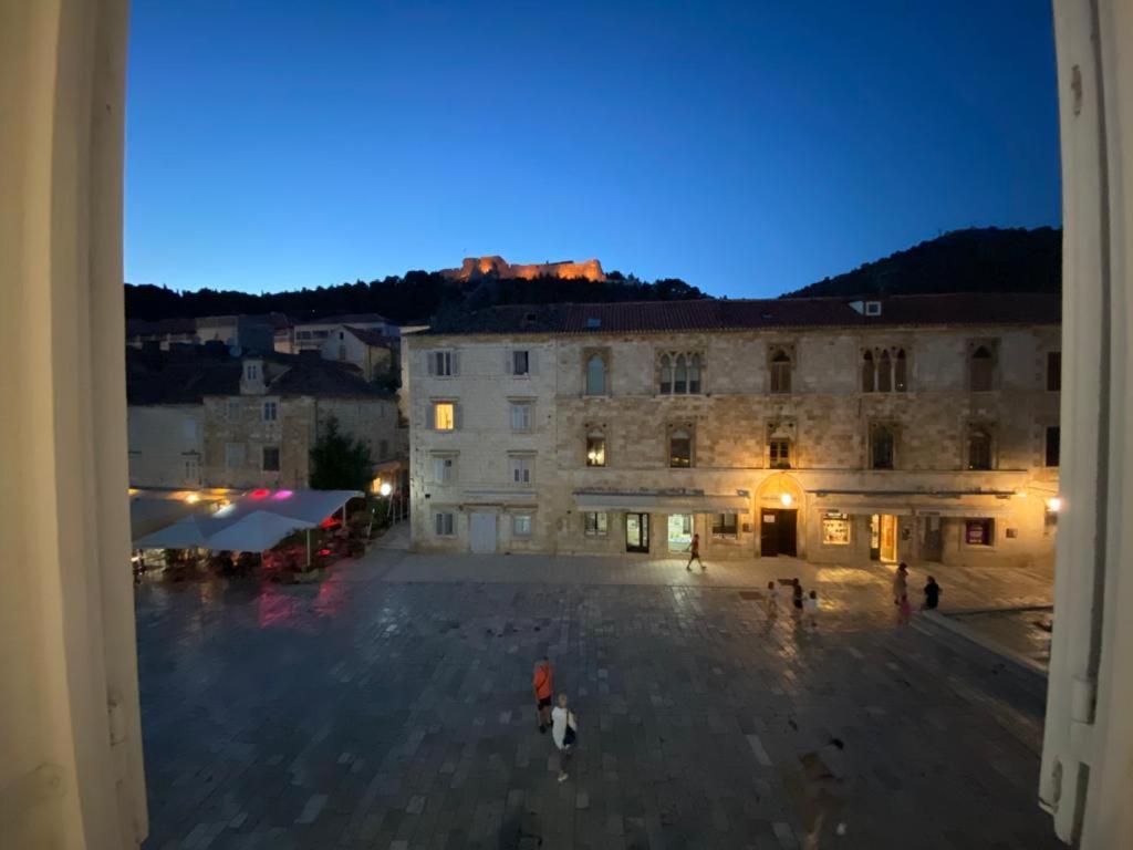 Torre * Hvar Town